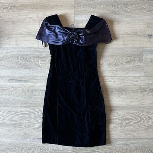 Vintage 90s Dress-Off shoulderblue velvet mini dress size 5 Women's